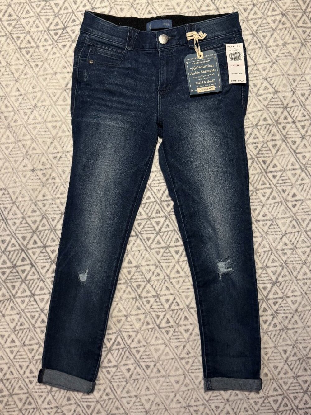 Democracy Ab Solution Dark Wash Jeans Size 6 NWT